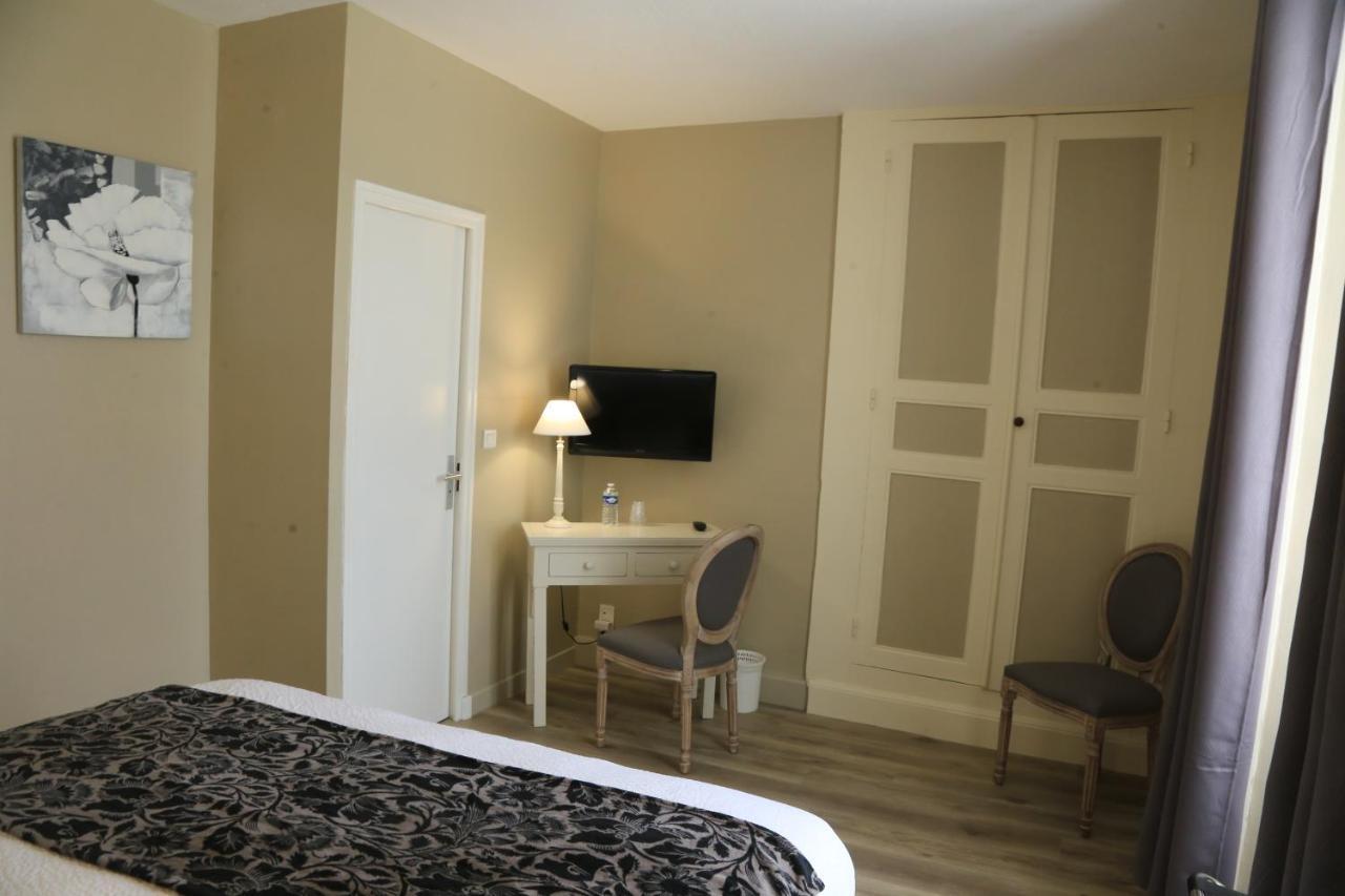 Hostellerie La Bruyere Chalvignac Екстер'єр фото