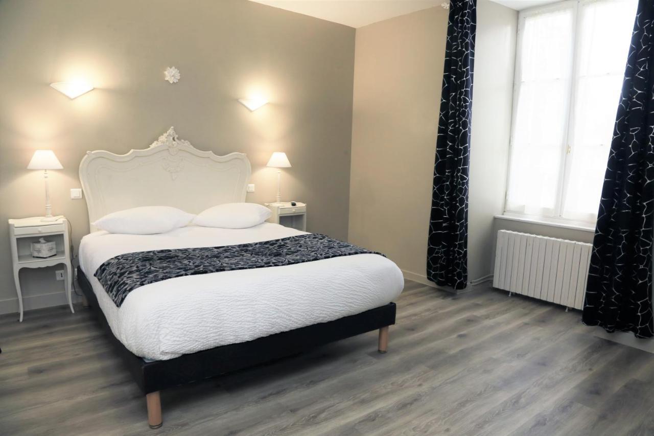 Hostellerie La Bruyere Chalvignac Екстер'єр фото